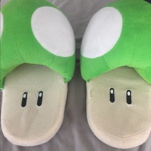 1UP slippers